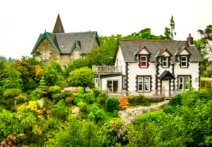Verdant Homes and Gardens of Oban